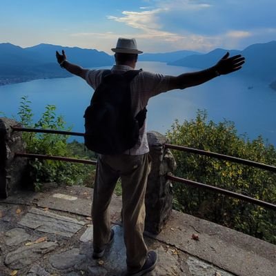 rbouaiche's profile picture. 