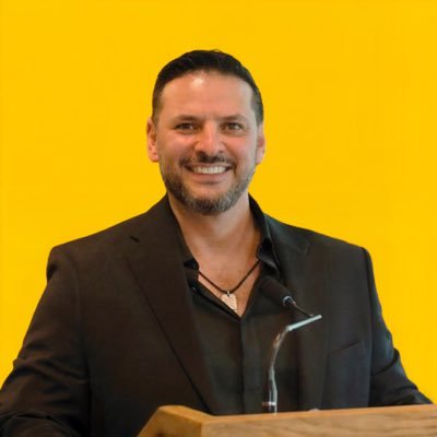 javieralaex's profile picture. Bienvenidos !!! Experto en Marca personal, Miembro de la NMSBA en NeuroMarketing. Negocios, Ventas, Marketing Digital. El mercadeo es mi pasión.