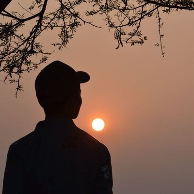 Matonyos's profile picture. https://t.co/rY9cRatfIw Economics and Finance.
Literature.