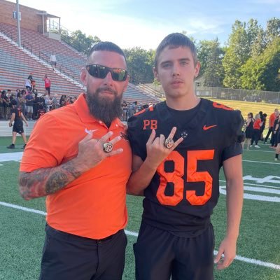 thecorsale's profile picture. 