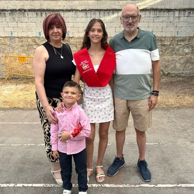 Jaén. ESPAÑOL🇪🇦🇪🇦 JUBILADO POR ENFERMEDAD. MI SEÑORA TRABAJA EN LA MEJOR EMPRESA DEL MUNDO CLECE S.A❤️❤️ 2 HIJOS Y 2 NIETOS. MI VIDA 😍😍