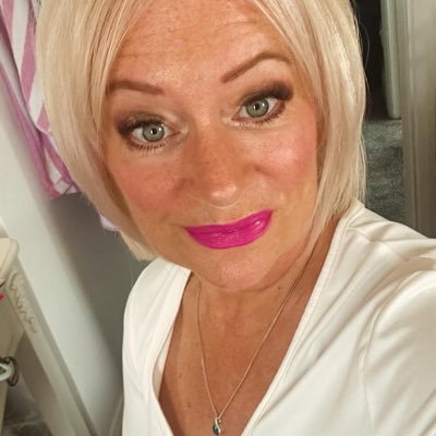 mrssteen73's profile picture. Wife, mother, 🤘🏻🌈 💚 #gutsuk!
