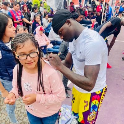 (FA) Pro Basketball Player 🇺🇸 🇩🇴 🇲🇽 🌎 Abamx Overseas Basketball 🤝 Business Inquiries: @raymond_representation 📱 Snapchat- livngston