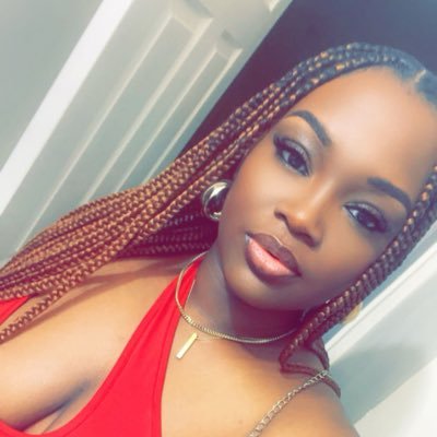 IG: yonnie_gudgurl || Jamaican|| Fun loving and crazy ||snapchat: Yonellis🍔 Put God first and everything else will fall into place👼