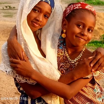 AHowwogi's profile picture. Entrepreneur, l Youthandgender advocate l futuriste l Femaleinnovator l changemaker.