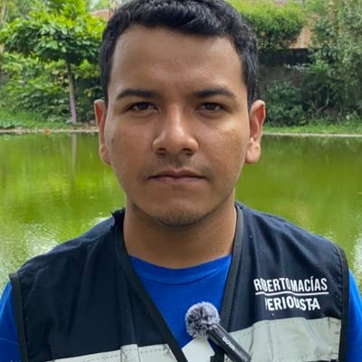 Periodista - DDHH - Estudiante de Derecho - Premio Estatal de Periodismo 2023 - Dip. en el Parlamento de las Juventudes Colima 2023- Encueratriz (a veces).