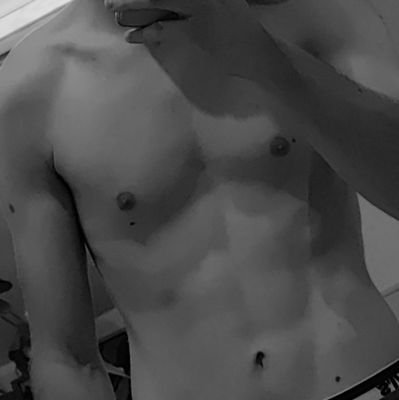 GarnierGustave's profile picture. 22yo French Twink 🇫🇷
📍 Paris