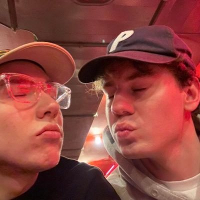 bluemchenkilla's profile picture. | keine Ahnung bro | He/Him 19 y/o