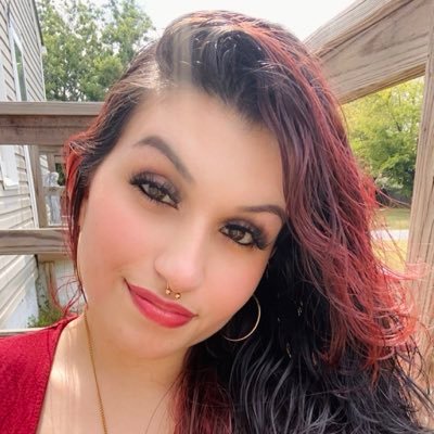 Rebel with a cause 🇵🇷🩸INFJ ~ Multi Hyphenate 🔌 Psychic Medium 🔮 Artist 🎨 Divine Activist 🎤🫳 ~ Cashapp $yashaslends 💸✨Justice for Alayna 💜