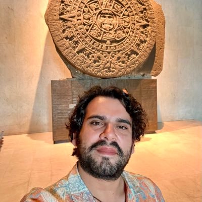 Abogado, Master en Derecho Constitucional (CEPC-Madrid) y egresado de la Maestría en Derecho Público (Universidad de Costa Rica). Docente de Derecho en la UCR