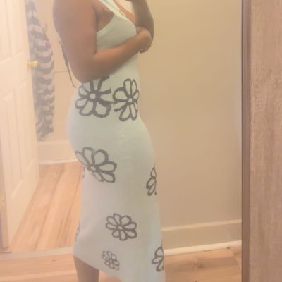 F!NDOM 👑💲 goddess 💸 $25 tribute | + dm 😽 are you really gonna say no to a face like this? SPOIL ME ROTTEN 🥀 tele: phia4real ( age verified on loyal fans )