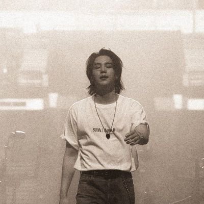 Minlover11's profile picture. She/1994/ Stan OT7 
multi 
Fan Account.
🖕🏼