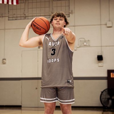 5’11 | Guard | Brisbane, Australia | Class of 2025 | WhatsApp +61 490 864 165 | Email toddteichmann@gmail.com |