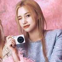 Queen hiyyih🇻🇪 (@_yilight) 's Twitter Profile