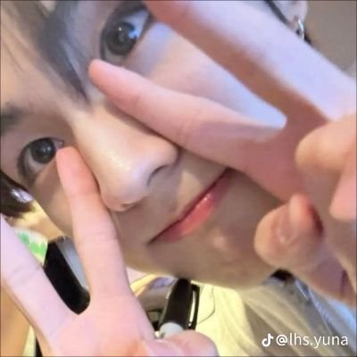 yngalsha's profile picture. engene