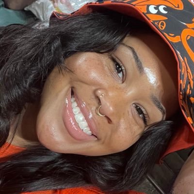 MD 📍 making the world mine. #yourfavoritefakevegan
