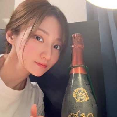 芝井美香(@Shibai_Haruka)の日本酒についてしゃべりたいアカウントです😊🍶ハマって4年目、生酒が好きで2台の日本酒セラーが常にぱんぱんです笑 産土が一番好き、その他あべ、鳳凰美田、楽器政宗、新政♡