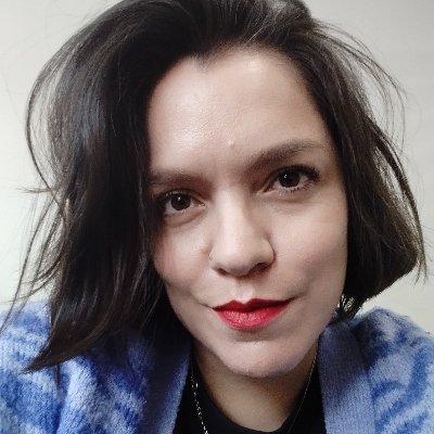 Doctora en Filosofía de la Universidad de Chile.
Escribo sobre filosofía, política, crítica y feminismo. Fan de Leonardo Favio. En @polvoraedit y @elagentecine.