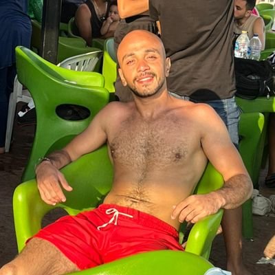 ربنا يرزقكم بـ إللي يحبكم و يرزقني بـ 100 مليون جنية .❤️🔥