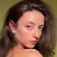 Alexandra (@lumosglam) 's Twitter Profile