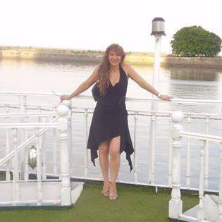 𝄞♫🎤Cantante🎤♫𝄞👠
#Music #Pop #Blues
ig: @sandradebiaseok
https://t.co/YxXPfehMxe
📵No DM⛔
♫Cada cual tiene un trip en el bocho♫