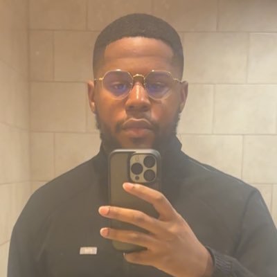 31🤯/Los Angeles,CA/ Pharmacy Technician💊/ West La College 🌊/Snapchat:Bryanlblank👻