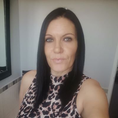 Mazarette364942's profile picture. 