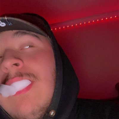 Tundraman20's profile picture. 