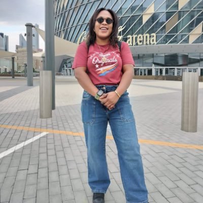 RIRIMOON27's profile picture. Song writer ✍️ || Music lover 😁|| Baker 👩‍🍳