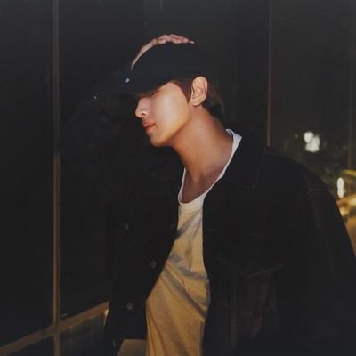 putustudy's profile picture. 