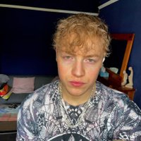 Chris (@stewart__45) 's Twitter Profile