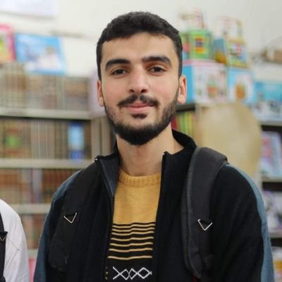 من إدلب ،طالب في كلية طب الأسنان، ابن أمة لاتموت.
