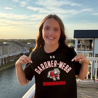 07 Wake FC GA/#6/ CB-DCM-OB/2025/ 5’7”/GPA: 4.3/GA Talent ID 2024/GA Club Rep./ Seaforth HS- Varsity (C)/2A State 🏆/NCAA #2208630176/ emmasoccer1431@gmail.com