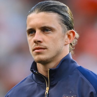 oigroiig's profile picture. 👀🦉