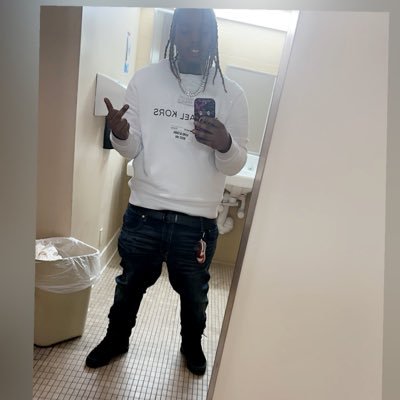 swanz79's profile picture. 