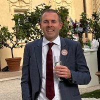 Roger Walker (@redshift675) 's Twitter Profile
