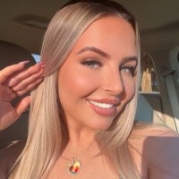 Queen (@trillwhitecoco) 's Twitter Profile