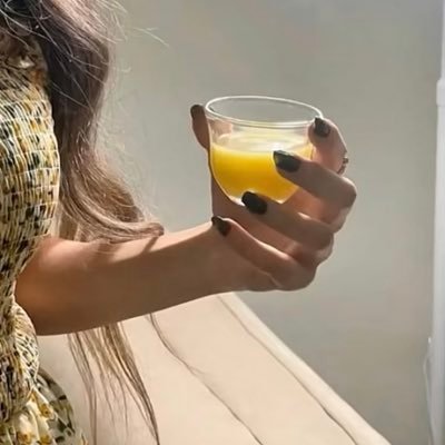 الصفوف الأخيرة ماهي بصفّي انا من وين ما أوقف يبتدي العد🤍