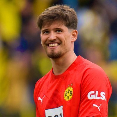 Alles mögliche rund um den #BVB und so ⚫🟡
⬇ Backup-Account