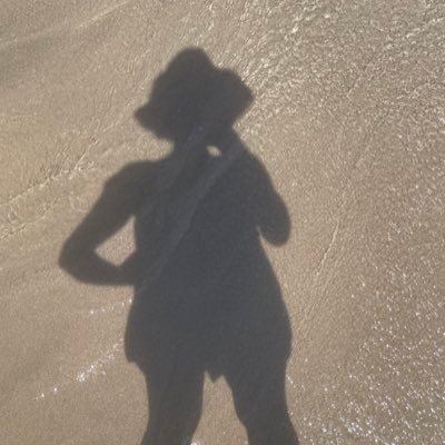 LMCD83's profile picture. Right about now… 🤠