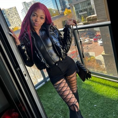 bossstarrrraa's profile picture. mommiana 👩‍👦‍👦🌹💚 #ShayWay 😇