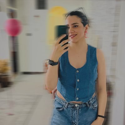 sogandtnezhad's profile picture. مفتون چای،اندکی مدیر،اندکی معلم