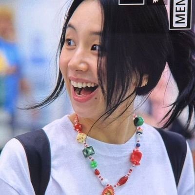 Certeza a Chaeyoung é minha alma gêmea.