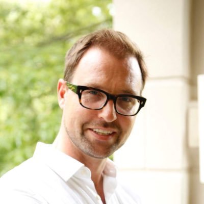 Political strategist, focus: gamechangers. Founder of @DatapraxisEU. Co-founder of @Crowdpac @38_Degrees @openDemocracy; ex @Change @Avaaz etc. #TheGreatHack