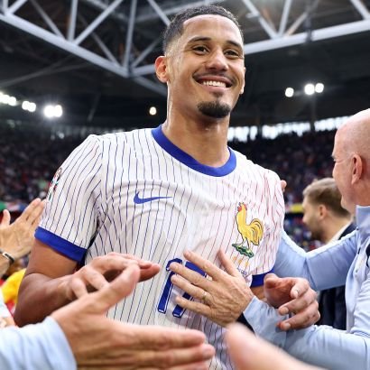 Midedavy's profile picture. AFC|COYG 🔴⚪

Life should be stress free👌