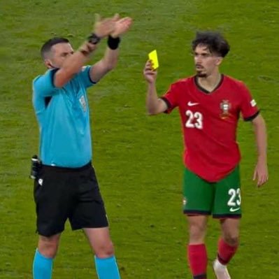 CustomDeviation's profile picture. 