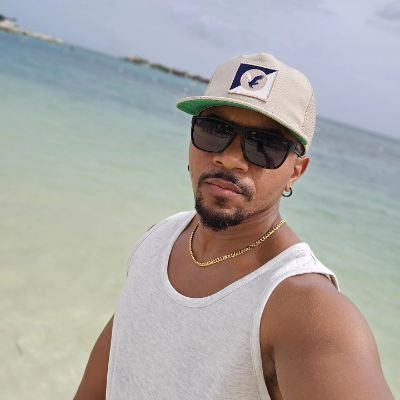 SchuyMyles's profile picture. 🚛'ing 🥃'ing 🕺🏾'ing
👻SC- hennyondarocs
IG- mr_crown_onda_rocks 
psn~ Schuy-Myles
