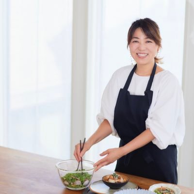 ローフード＆発酵の料理家｜講座・書籍・教育を通じて「食の学び」を発信中さんのプロフィール画像
