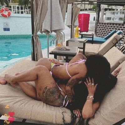 giftokfor's profile picture. 