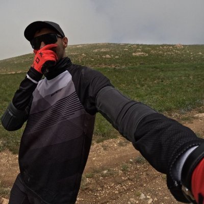 ✷Black & Blue
QA+UI/UX designer & developer — #WordPress
ON THE BIKE↟↟🚵